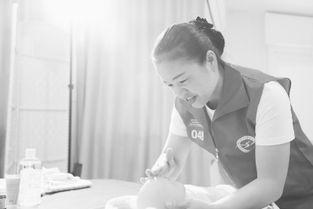 厦门 家政服务规范化破冰前行，行业发展迈向新阶段